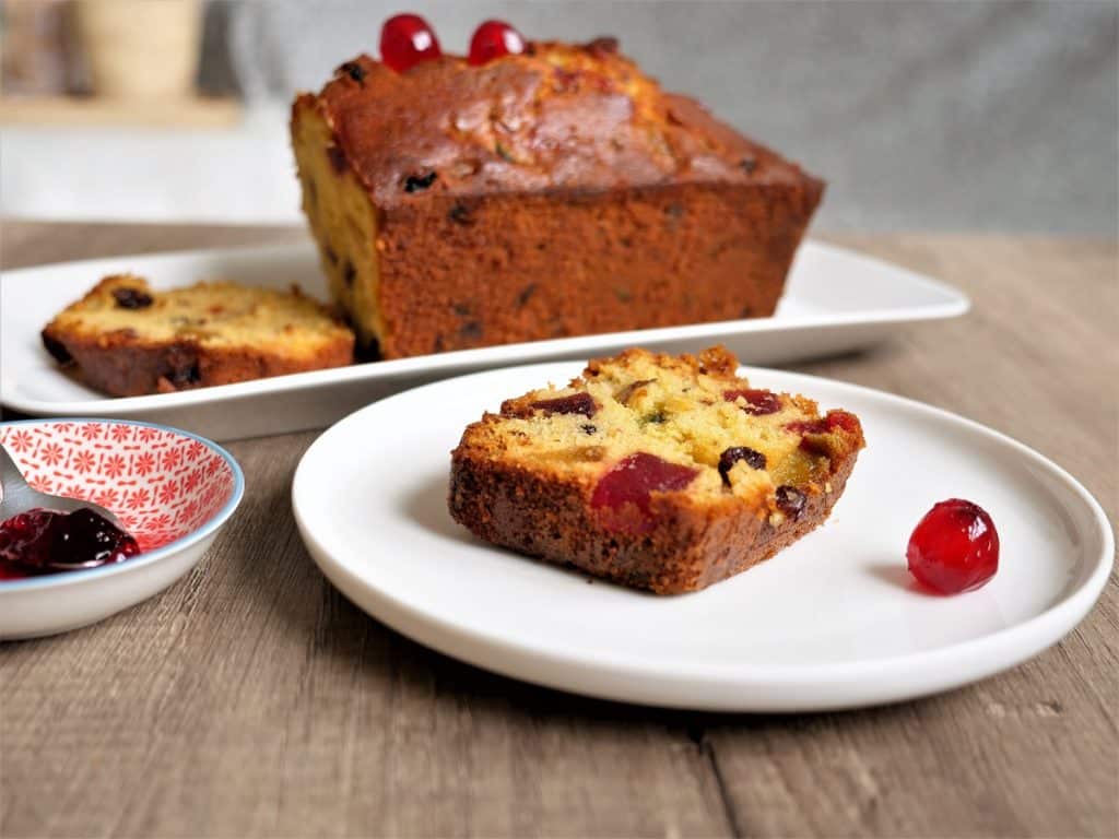 Délicieux cake aux fruits confits Pierre Hermé Aux Fourneaux