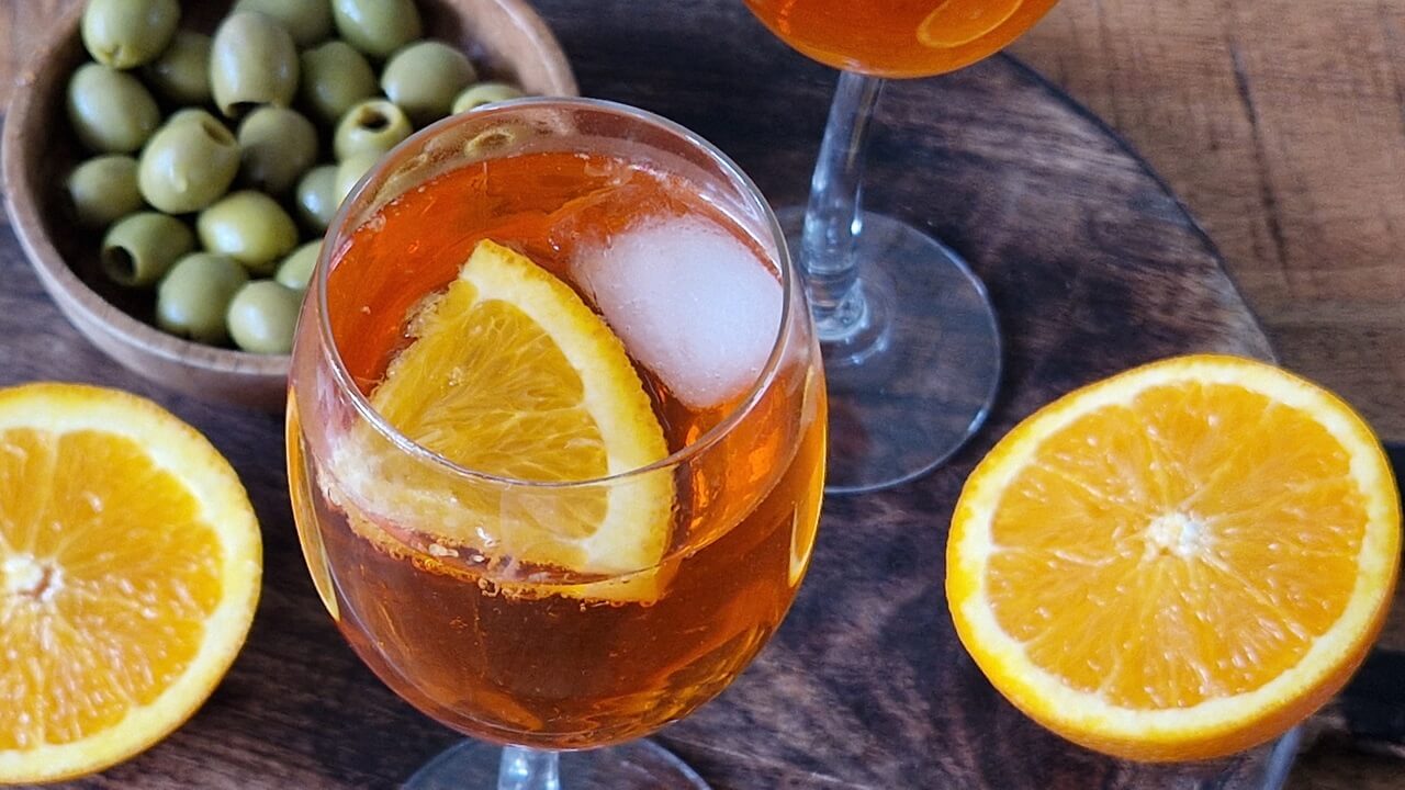 Vraie Recette Du Spritz Cocktail Italien Laperol Aux Fourneaux