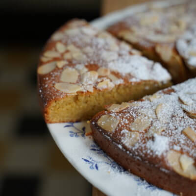 Gâteau à l’amande et fleur d’oranger