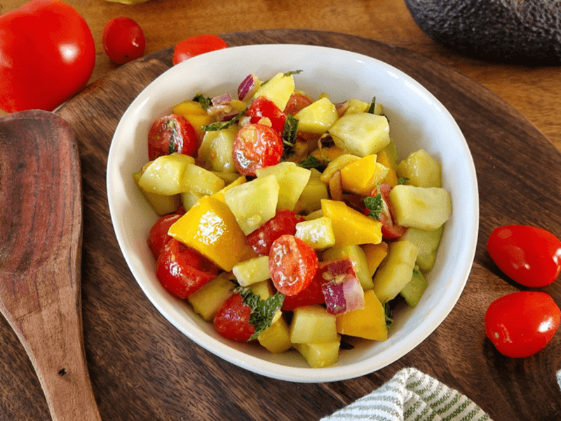 salade légère mangue avocat concombre