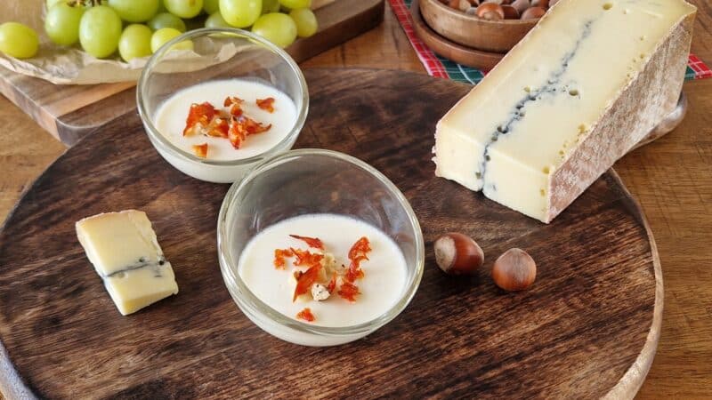 panna cotta au chorizo et fromage Morbier